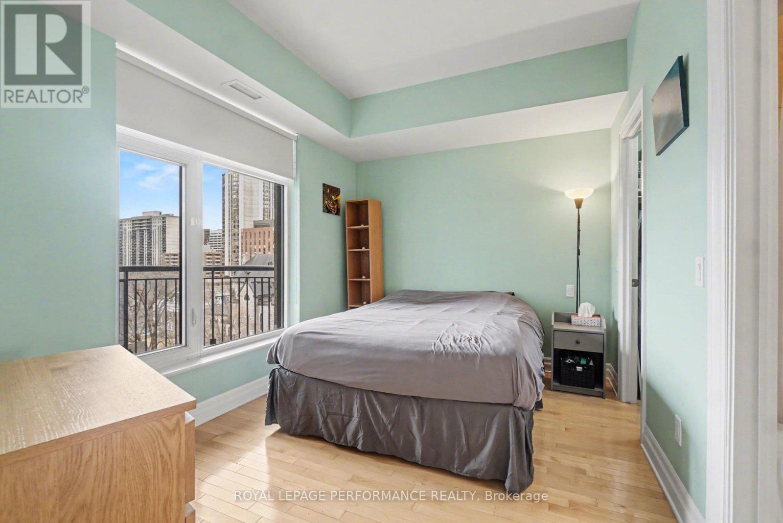 801 - 245 Kent Street, Ottawa, Ontario  K2P 0A5 - Photo 17 - X12963936