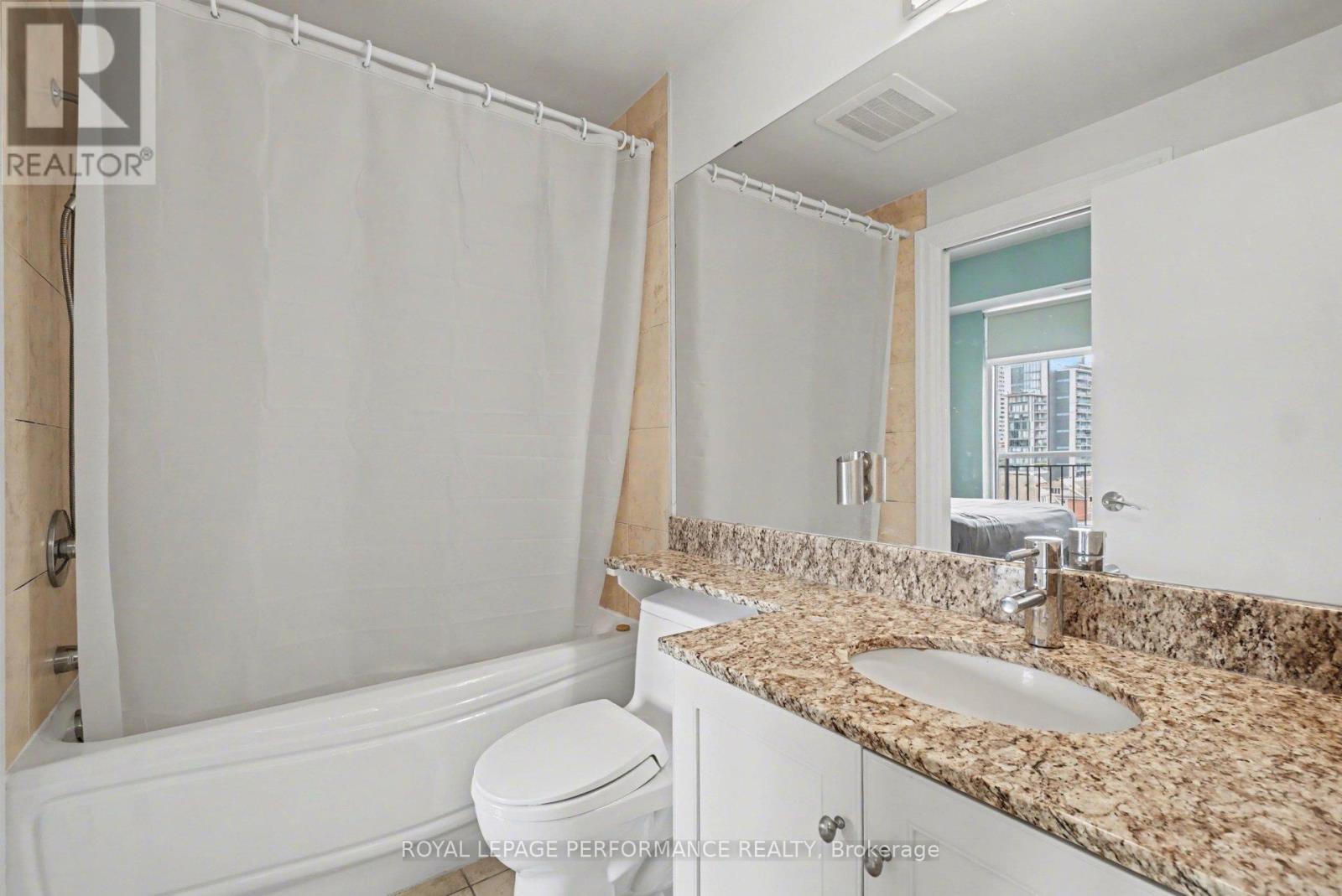 801 - 245 Kent Street, Ottawa, Ontario  K2P 0A5 - Photo 21 - X12963936