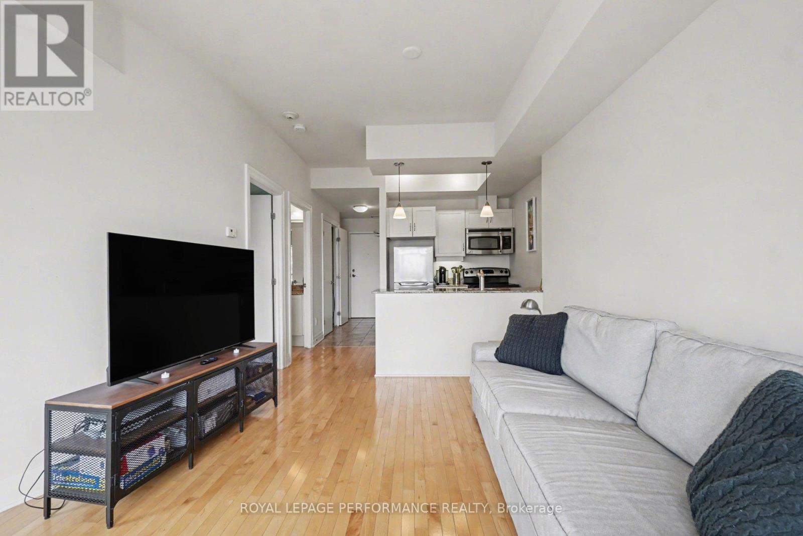 801 - 245 Kent Street, Ottawa, Ontario  K2P 0A5 - Photo 5 - X12963936