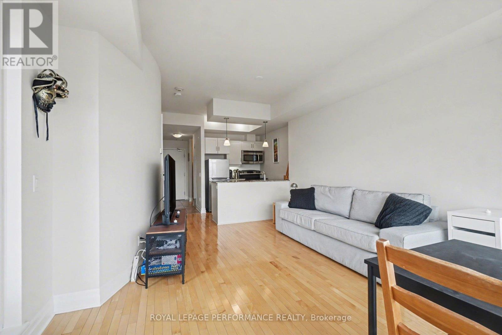 801 - 245 Kent Street, Ottawa, Ontario  K2P 0A5 - Photo 6 - X12963936
