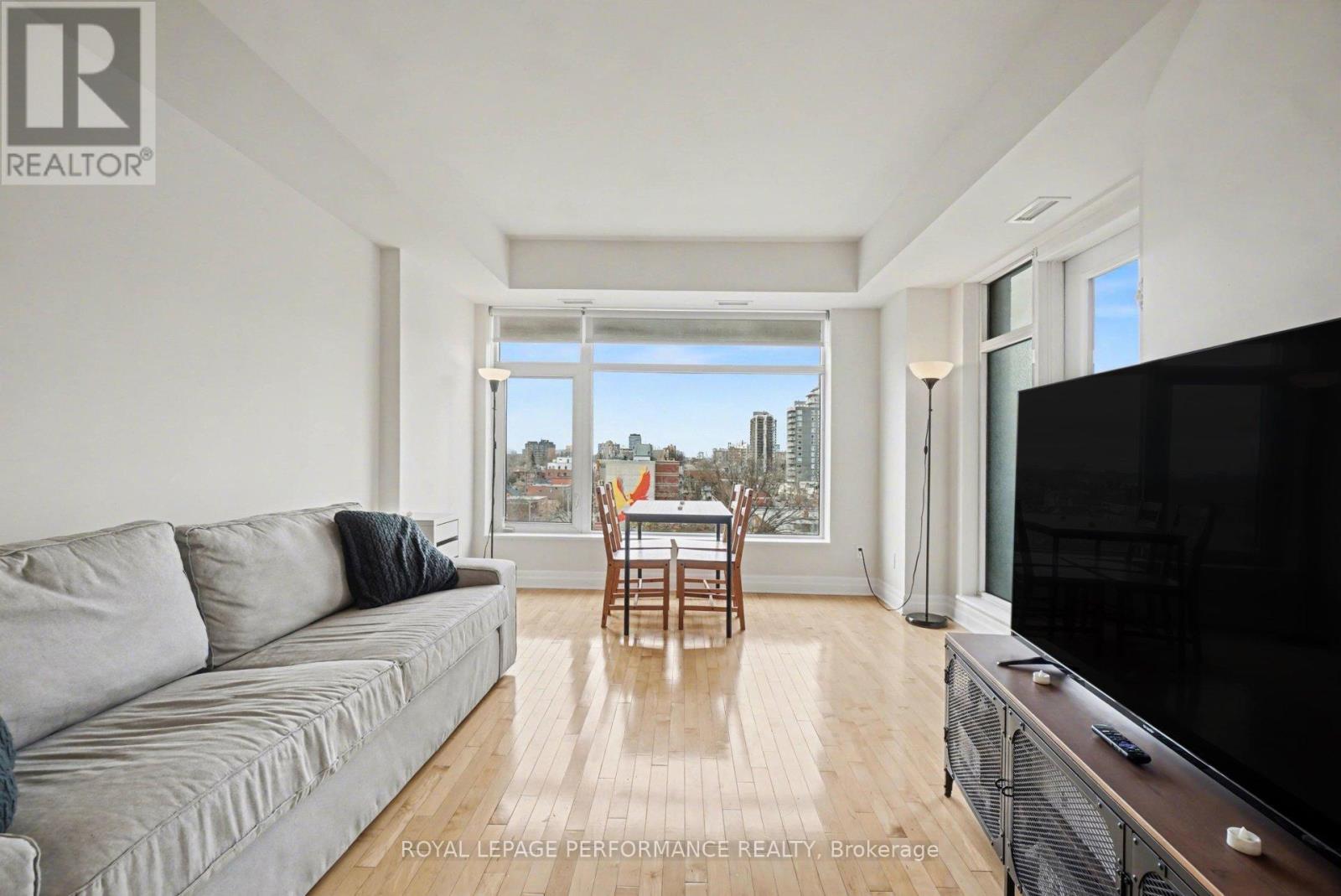 801 - 245 Kent Street, Ottawa, Ontario  K2P 0A5 - Photo 8 - X12963936