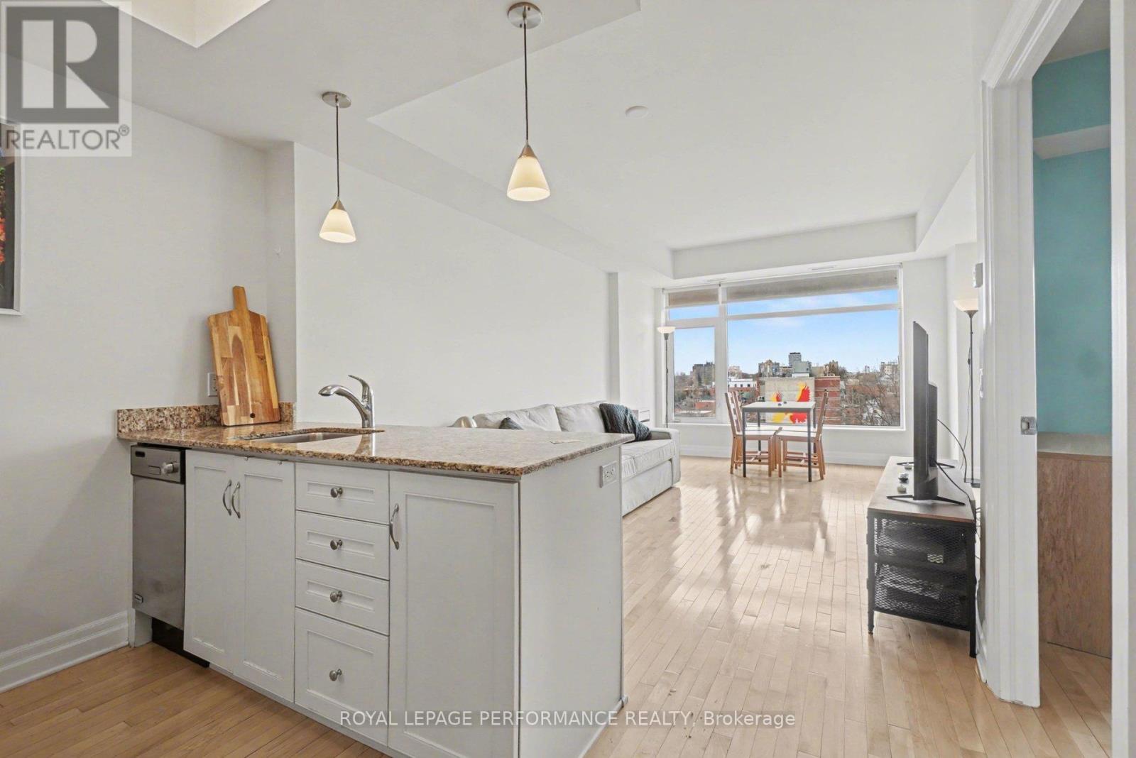 801 - 245 Kent Street, Ottawa, Ontario  K2P 0A5 - Photo 9 - X12963936