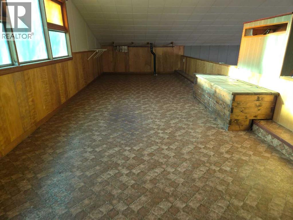 204 Lay Vivian Avenue W, Galahad, Alberta  T0B 1R0 - Photo 24 - A2294541