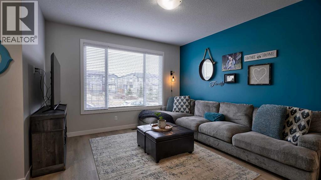 155 Wolf Hollow Park SE, Calgary, Alberta  T2X 4M8 - Photo 3 - A2295669