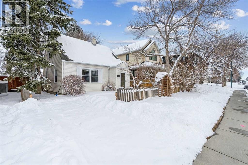 1210 19 Avenue NW, Calgary, Alberta  T2M 1A2 - Photo 2 - A2297046