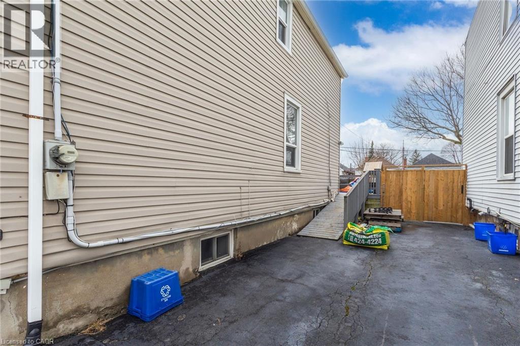 20 Cambridge Avenue, Hamilton, Ontario  L8H 1T5 - Photo 42 - 40816435