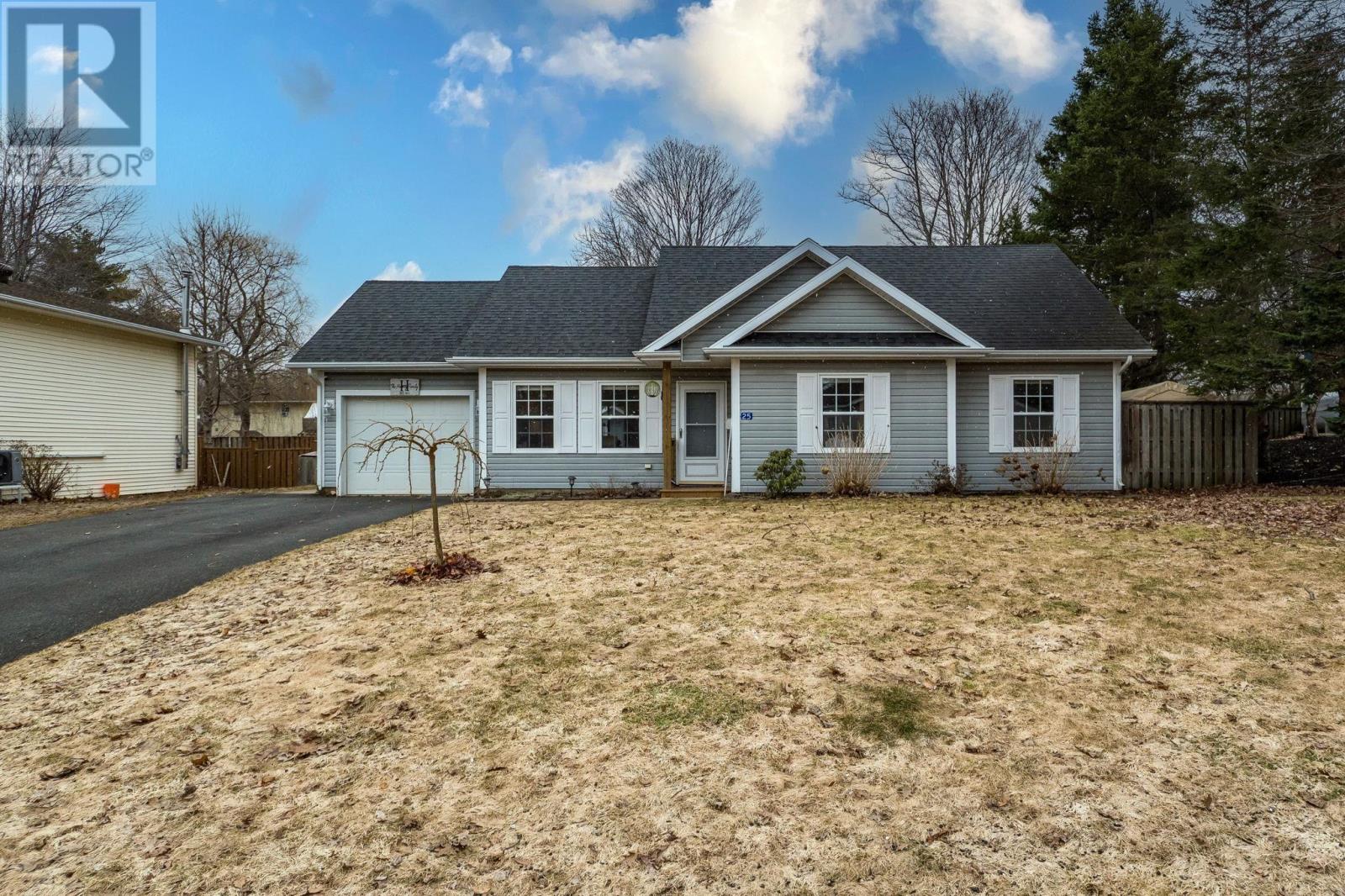 25 Churchill Avenue, Kentville, Nova Scotia  B4N 2H8 - Photo 1 - 202606427