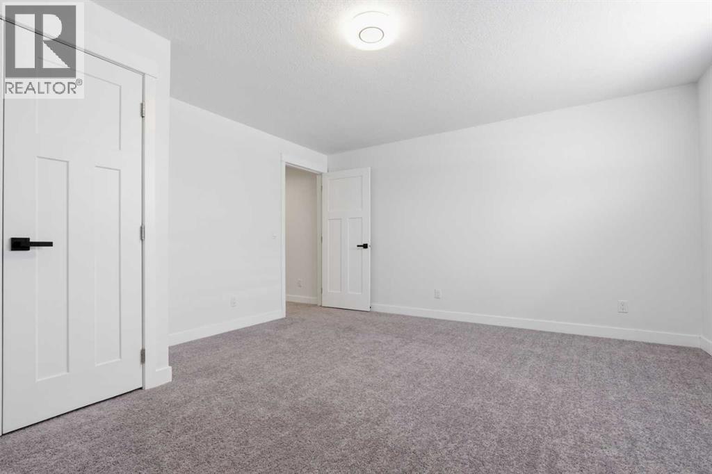 103 Oakmere Green, Chestermere, Alberta  T1X 1N4 - Photo 35 - A2297985