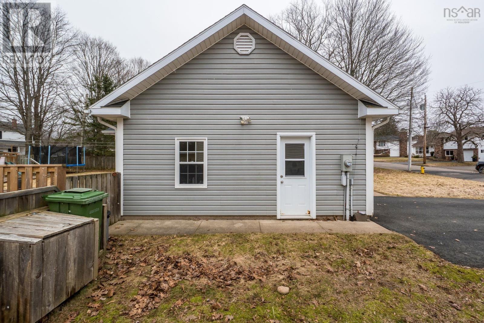 25 Churchill Avenue, Kentville, Nova Scotia  B4N 2H8 - Photo 24 - 202606427