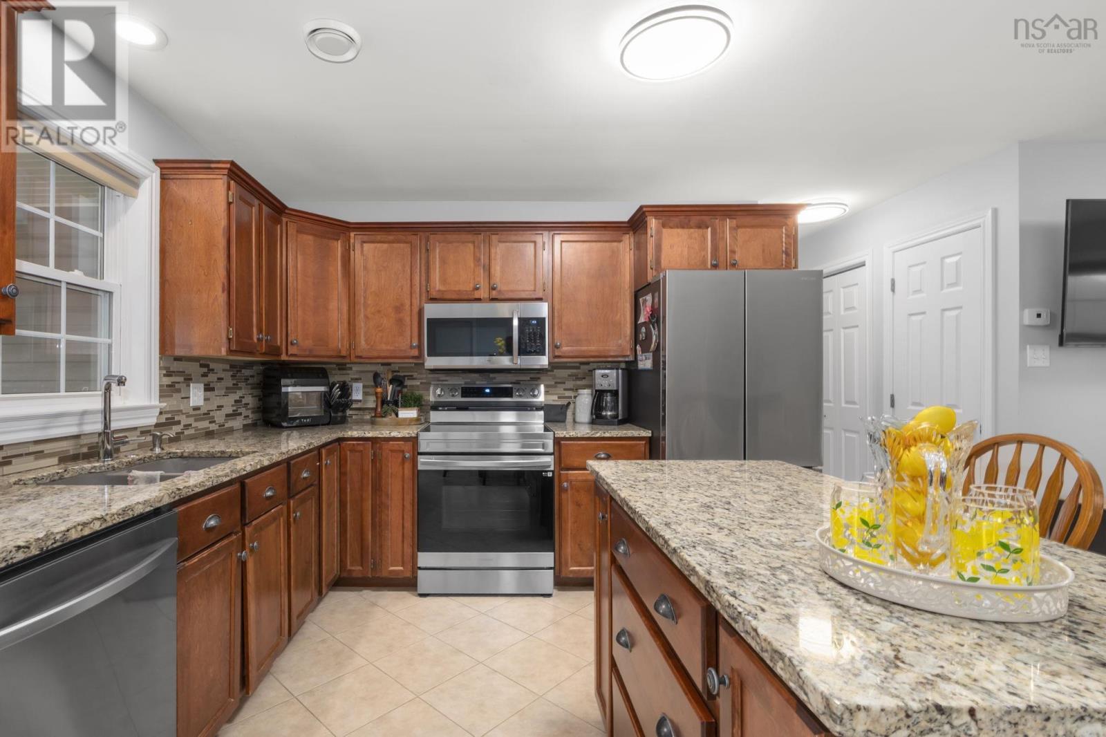 25 Churchill Avenue, Kentville, Nova Scotia  B4N 2H8 - Photo 7 - 202606427