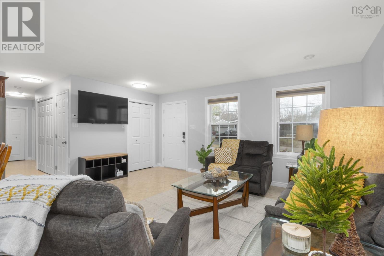 25 Churchill Avenue, Kentville, Nova Scotia  B4N 2H8 - Photo 4 - 202606427