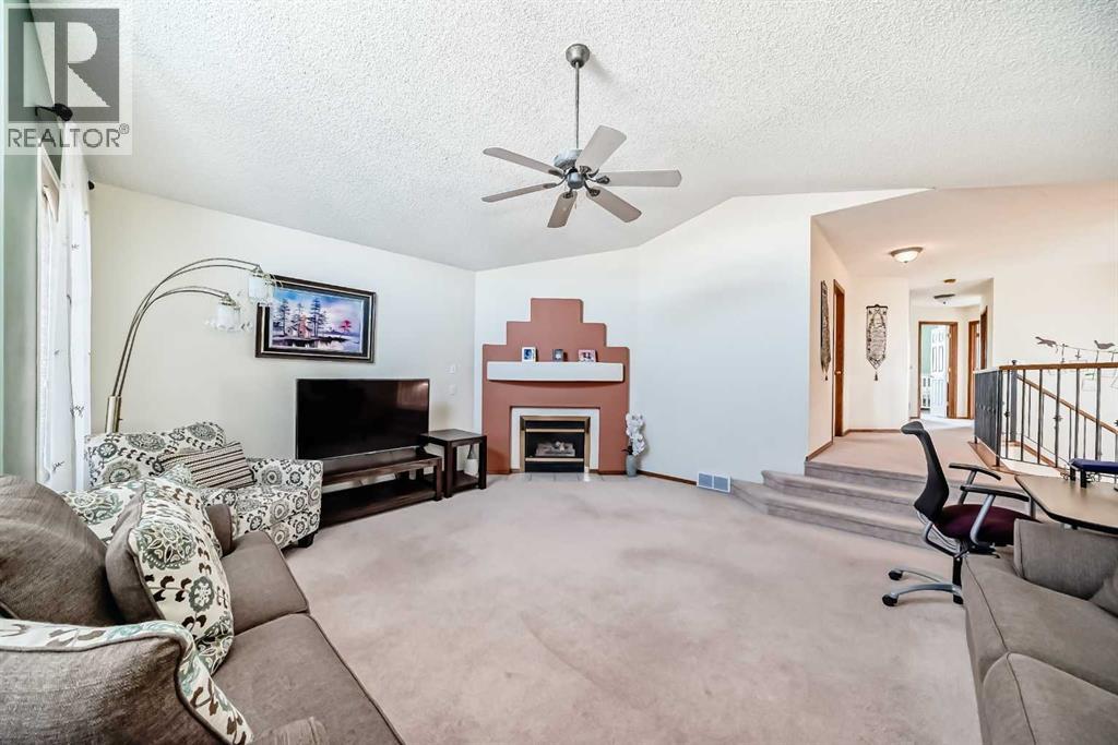 41 Covette Bay NE, Calgary, Alberta  T3K 4S9 - Photo 35 - A2299391