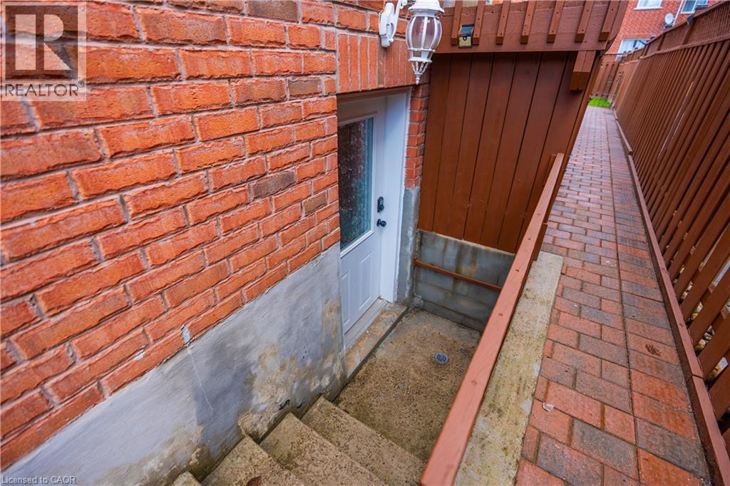 2305 Newcastle Crescent, Oakville, Ontario  L6M 4P5 - Photo 37 - 40817655