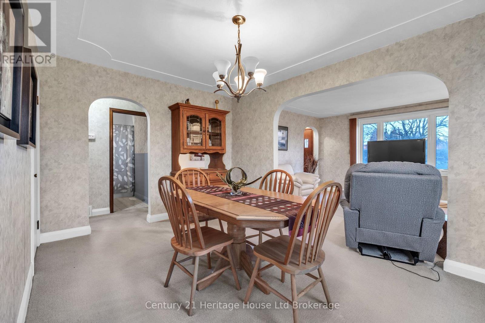 3040 Sandhills Road, Wilmot, Ontario  N3A 2V7 - Photo 4 - X12963756