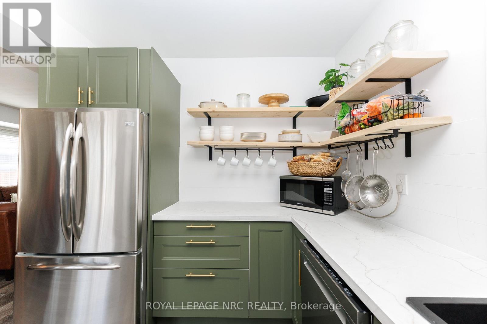 108 High Street, Fort Erie, Ontario  L2A 3P7 - Photo 8 - X12963906