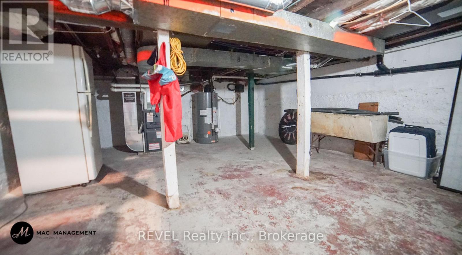 32 Edmund Street, St. Catharines, Ontario  L2R 2G2 - Photo 22 - X12963940