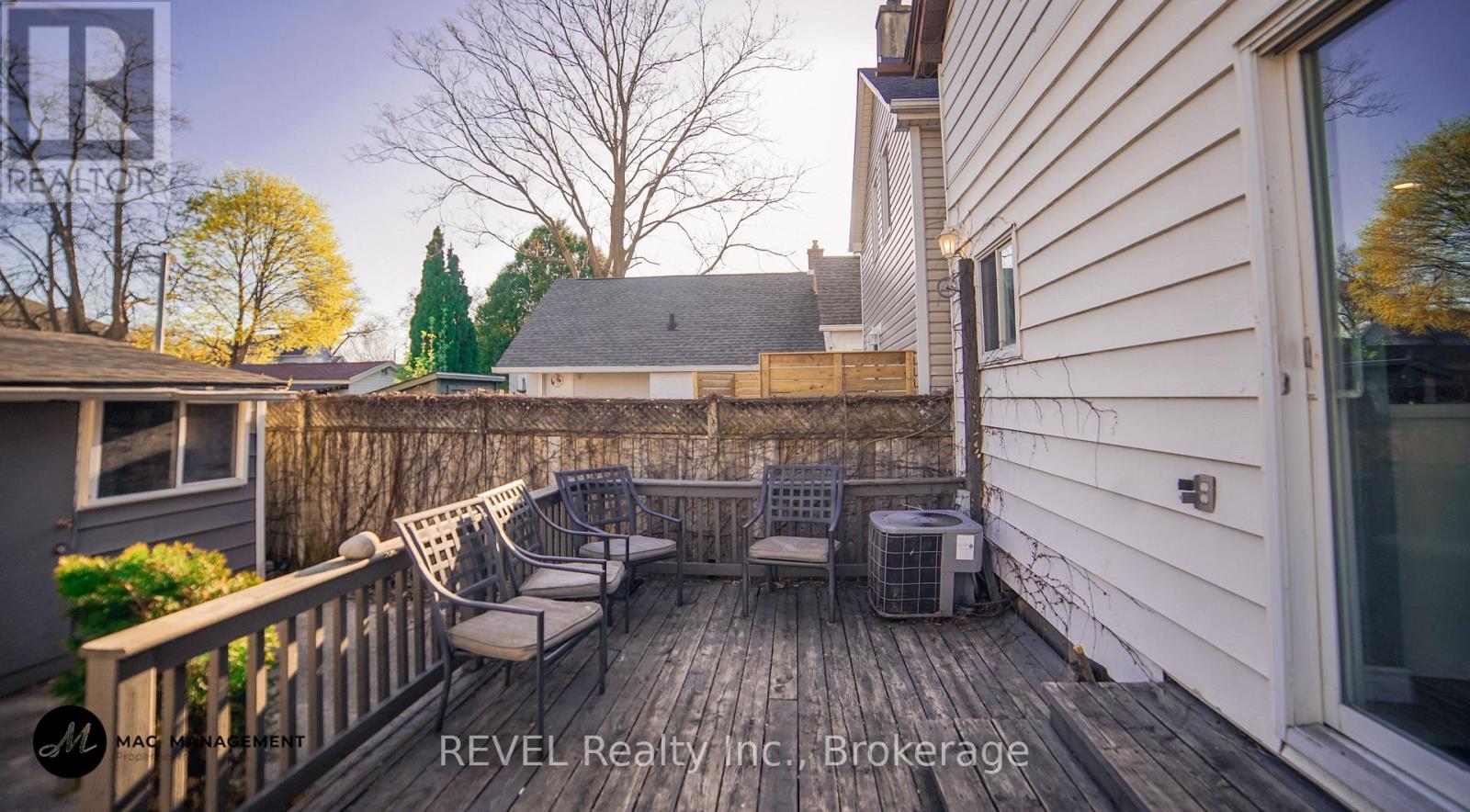 32 Edmund Street, St. Catharines, Ontario  L2R 2G2 - Photo 24 - X12963940