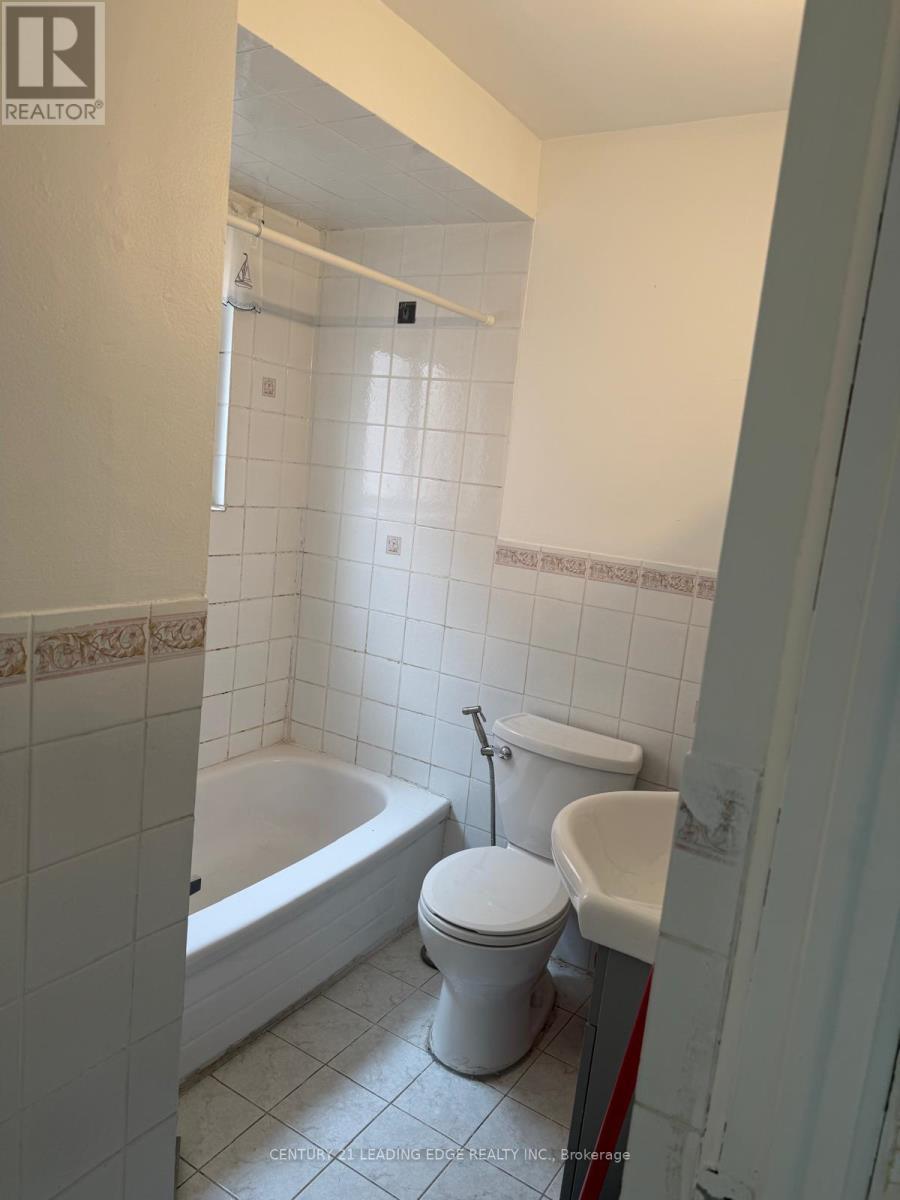 Main - 56 Jeavons Avenue, Toronto, Ontario  M1K 1T2 - Photo 8 - E12958534