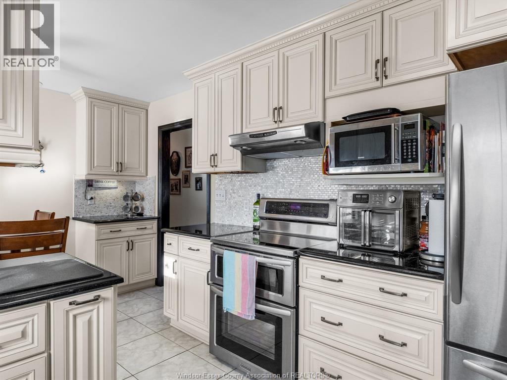 2627 Meighen, Windsor, Ontario  N8W 4C6 - Photo 13 - 26007189