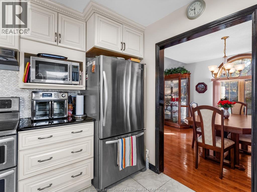 2627 Meighen, Windsor, Ontario  N8W 4C6 - Photo 15 - 26007189