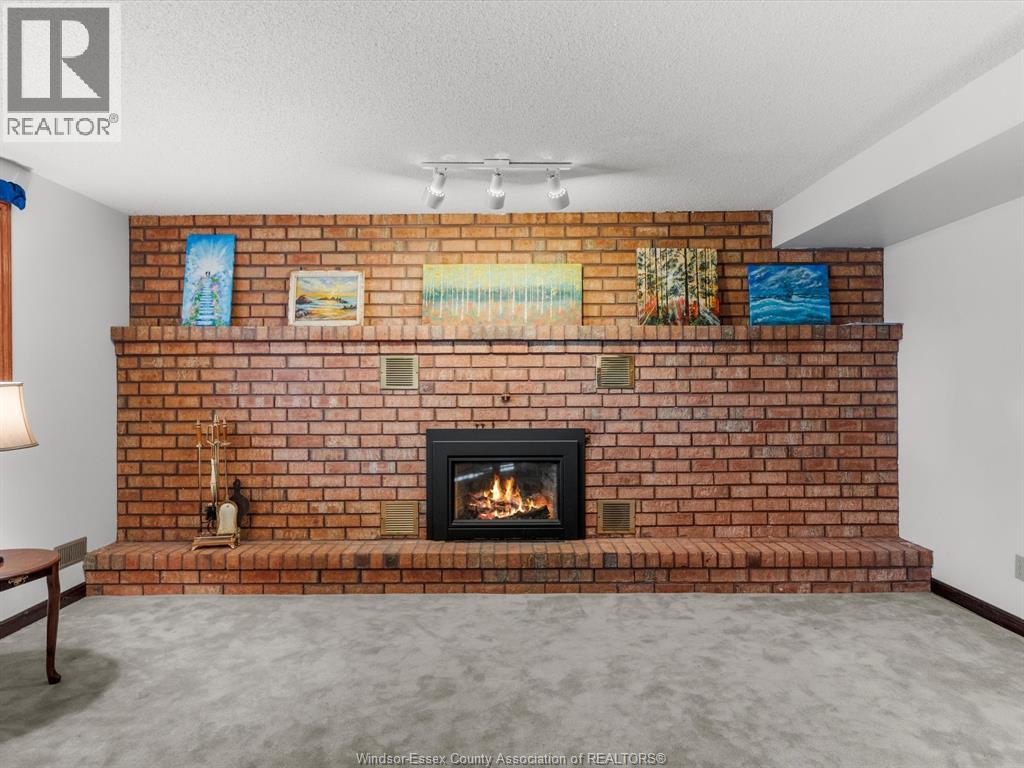 2627 Meighen, Windsor, Ontario  N8W 4C6 - Photo 30 - 26007189