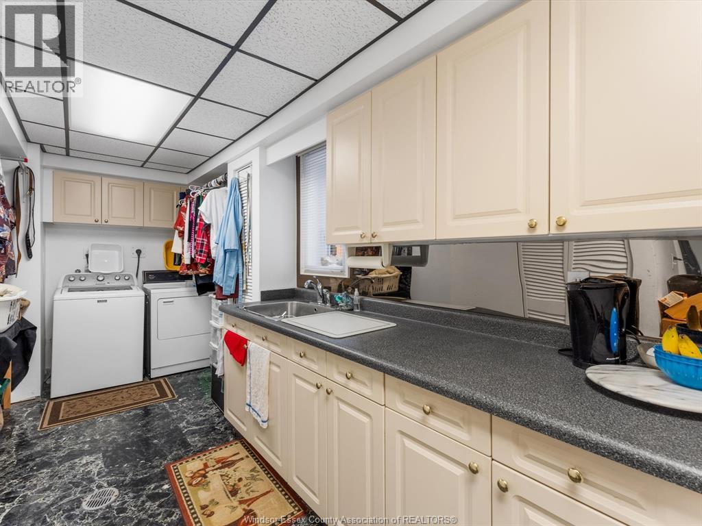 2627 Meighen, Windsor, Ontario  N8W 4C6 - Photo 36 - 26007189