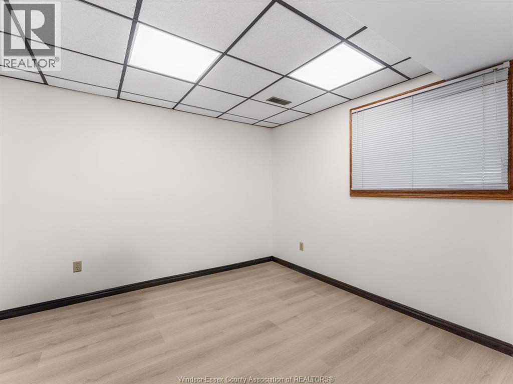 2627 Meighen, Windsor, Ontario  N8W 4C6 - Photo 38 - 26007189