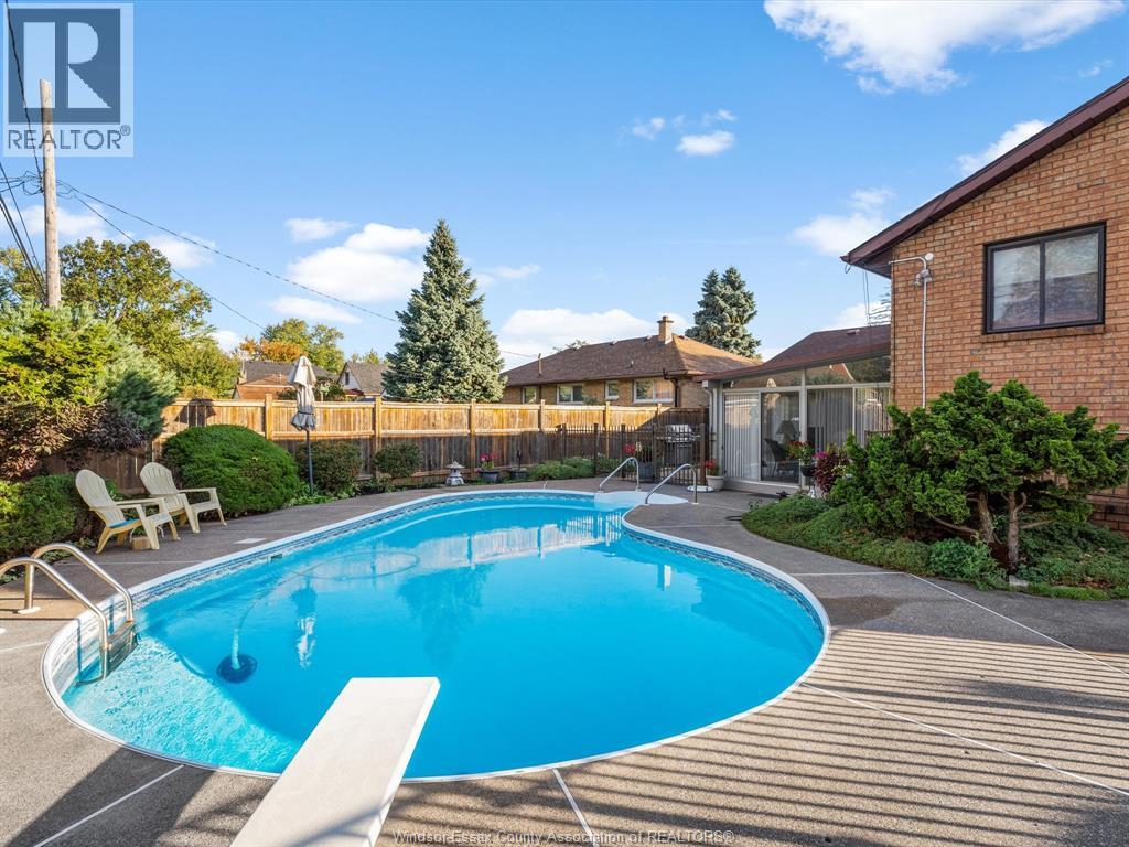 2627 Meighen, Windsor, Ontario  N8W 4C6 - Photo 44 - 26007189