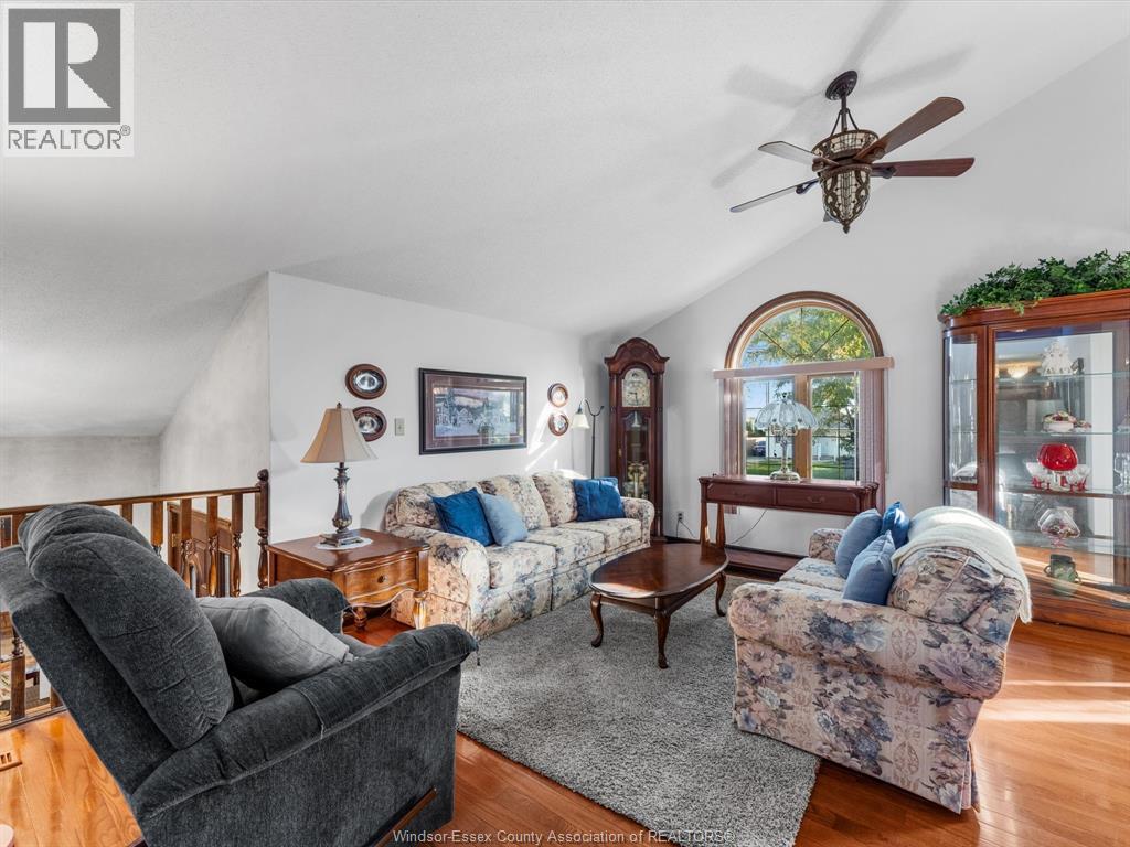 2627 Meighen, Windsor, Ontario  N8W 4C6 - Photo 7 - 26007189