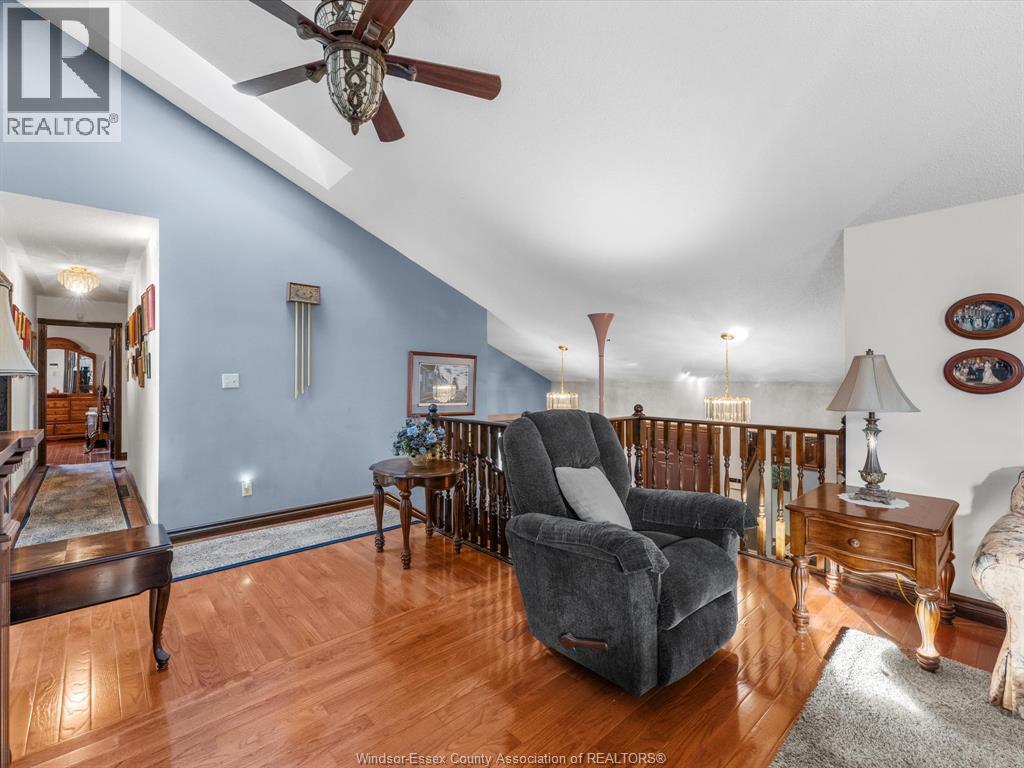 2627 Meighen, Windsor, Ontario  N8W 4C6 - Photo 9 - 26007189