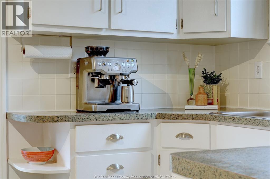 2146 Windermere, Windsor, Ontario  N8W 2S6 - Photo 18 - 26007173