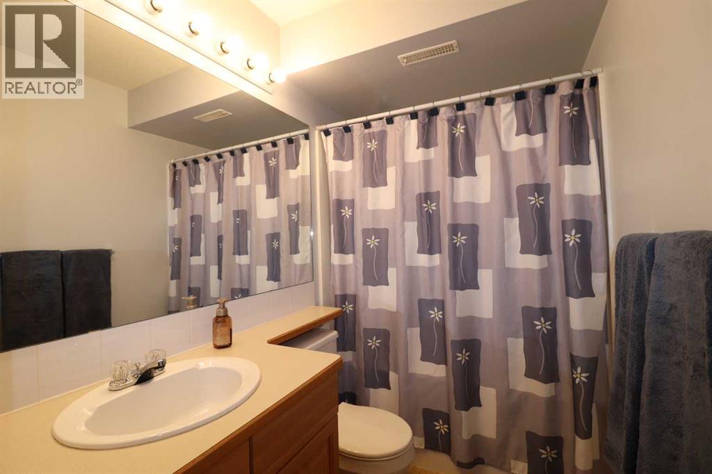 285 Fairmont Boulevard S, Lethbridge, Alberta  T1H 4P4 - Photo 22 - A2298932