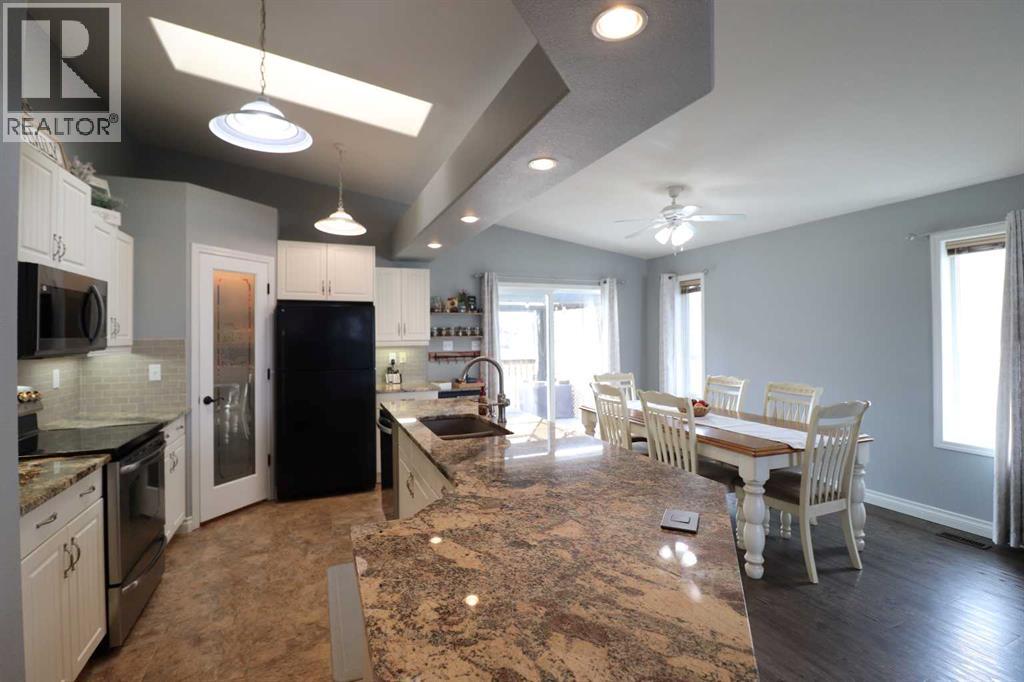 285 Fairmont Boulevard S, Lethbridge, Alberta  T1H 4P4 - Photo 7 - A2298932