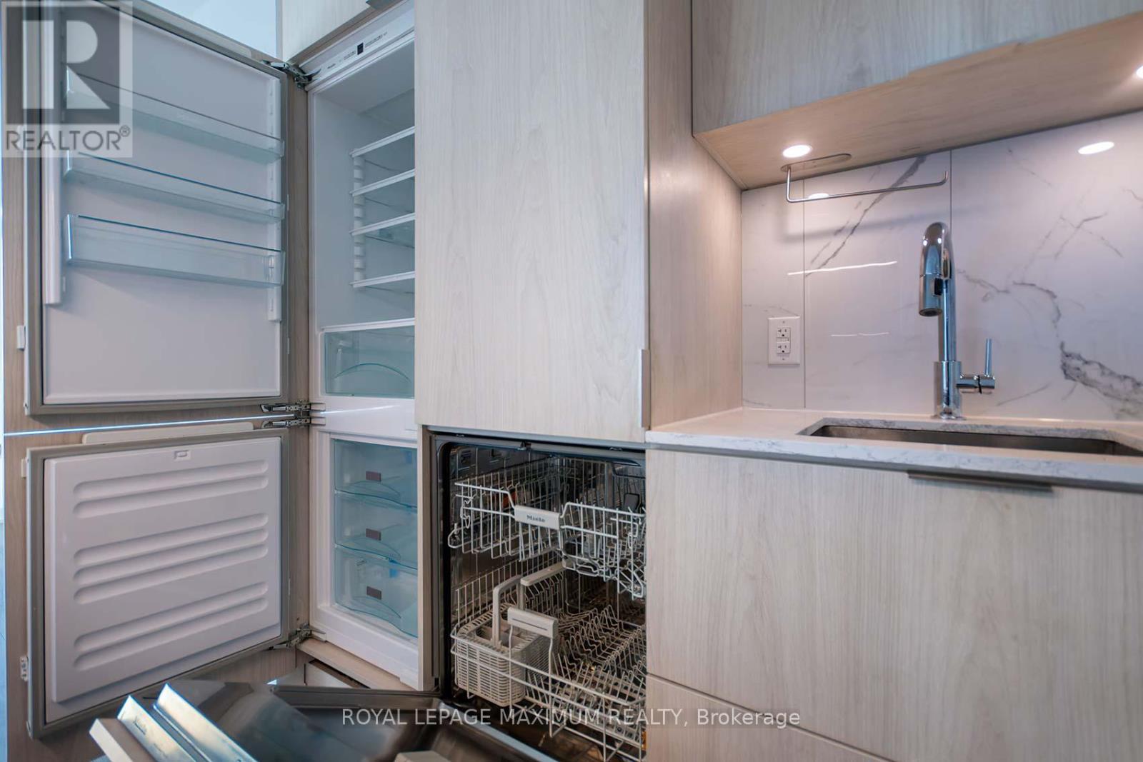 2901 - 20 Richardson Street, Toronto, Ontario  M5A 0S6 - Photo 25 - C12963450