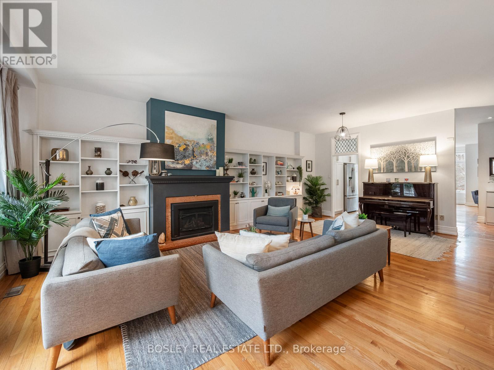 8 De Savery Crescent, Toronto, Ontario  M4S 2L2 - Photo 18 - C12963456