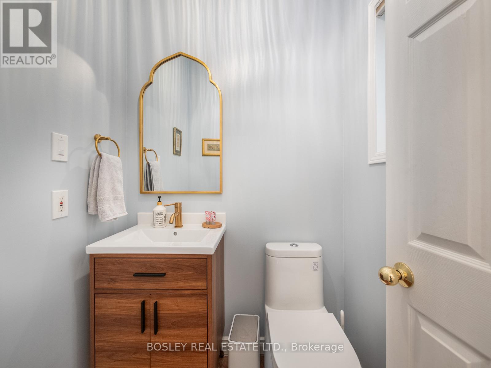 8 De Savery Crescent, Toronto, Ontario  M4S 2L2 - Photo 23 - C12963456