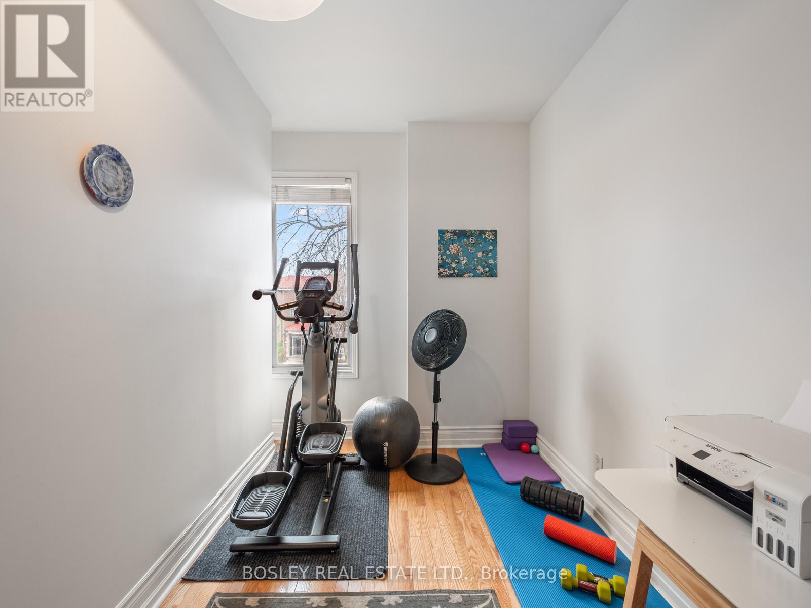 8 De Savery Crescent, Toronto, Ontario  M4S 2L2 - Photo 30 - C12963456