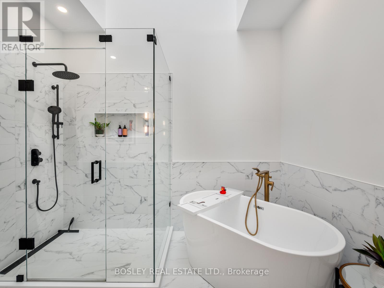 8 De Savery Crescent, Toronto, Ontario  M4S 2L2 - Photo 32 - C12963456