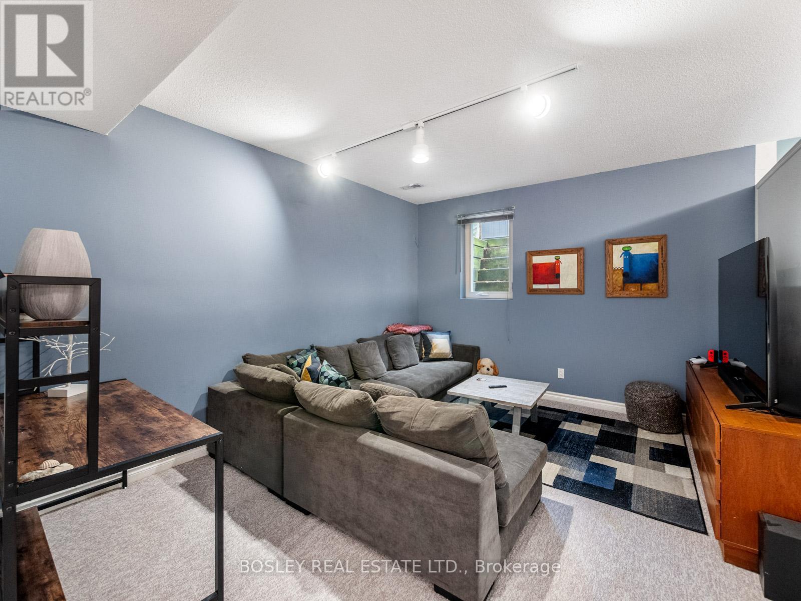 8 De Savery Crescent, Toronto, Ontario  M4S 2L2 - Photo 39 - C12963456