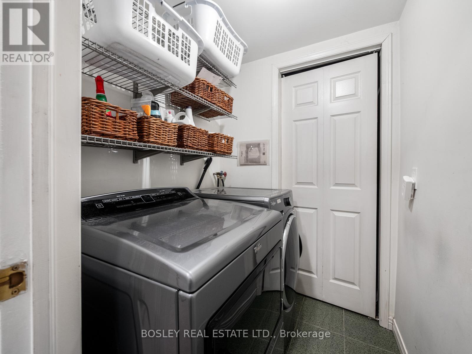 8 De Savery Crescent, Toronto, Ontario  M4S 2L2 - Photo 44 - C12963456