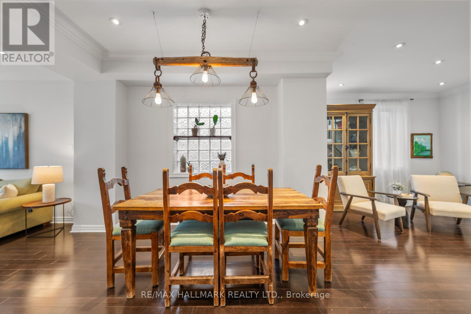 146 Roslin Avenue, Toronto, Ontario  M4N 1Z4 - Photo 18 - C12963462