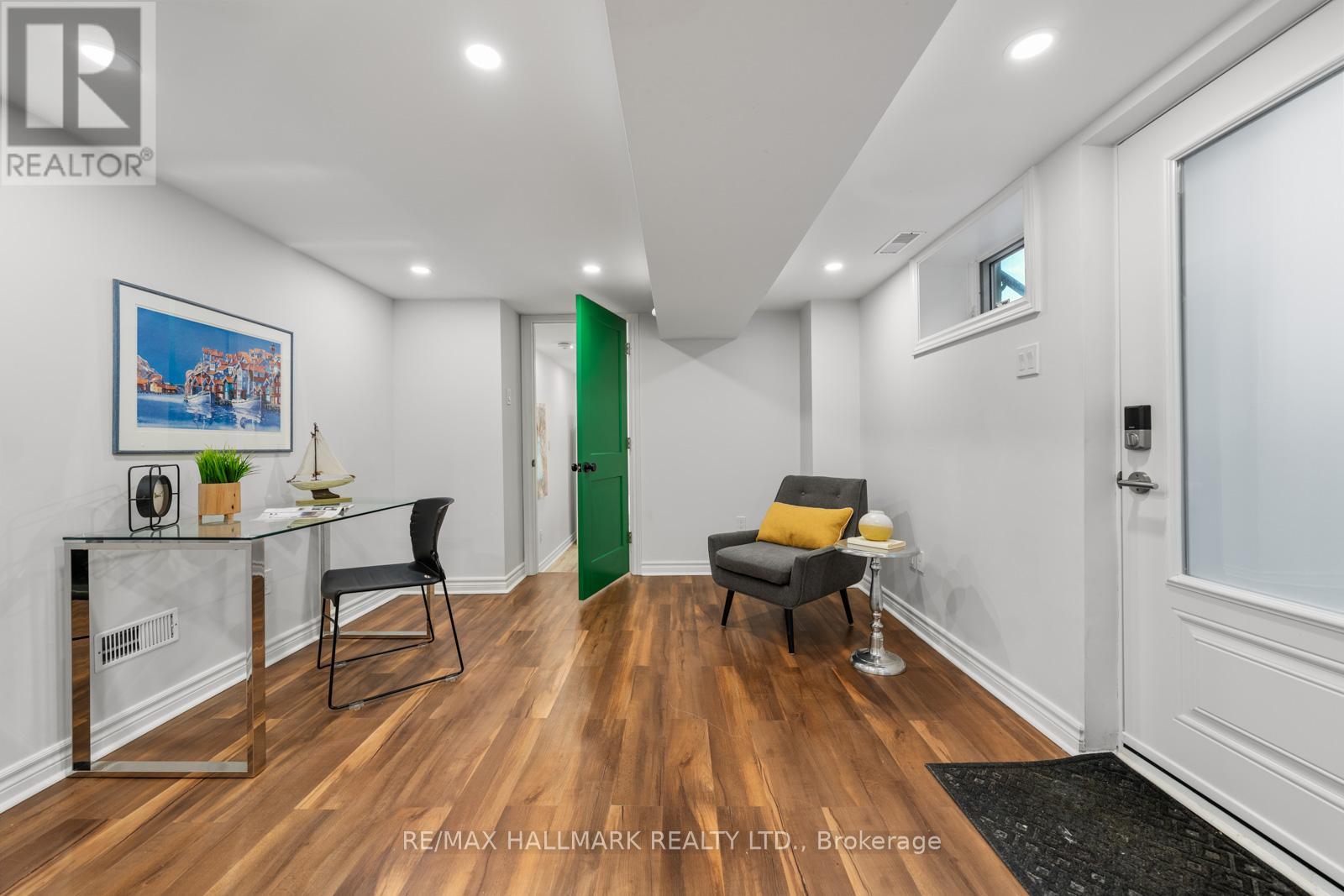 146 Roslin Avenue, Toronto, Ontario  M4N 1Z4 - Photo 38 - C12963462