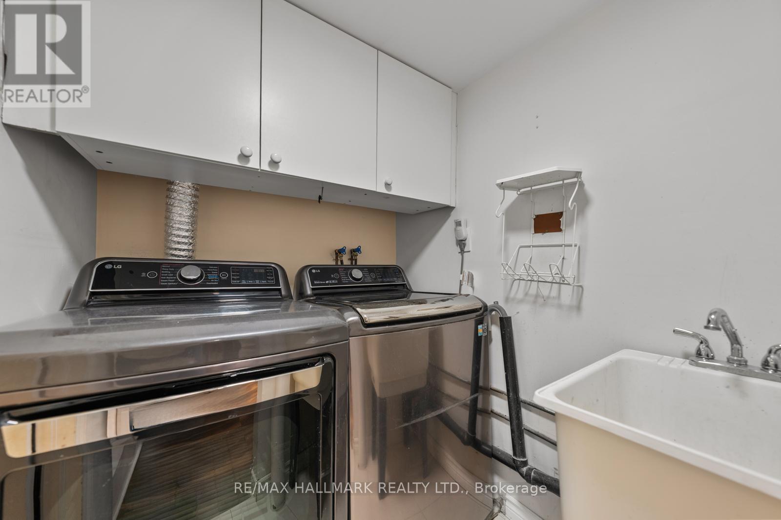 146 Roslin Avenue, Toronto, Ontario  M4N 1Z4 - Photo 43 - C12963462