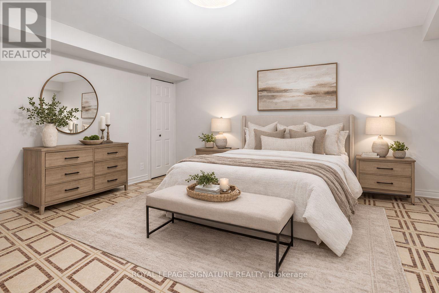 Lower - 19 Warwick Avenue, Toronto, Ontario  M6C 1T5 - Photo 2 - C12963492