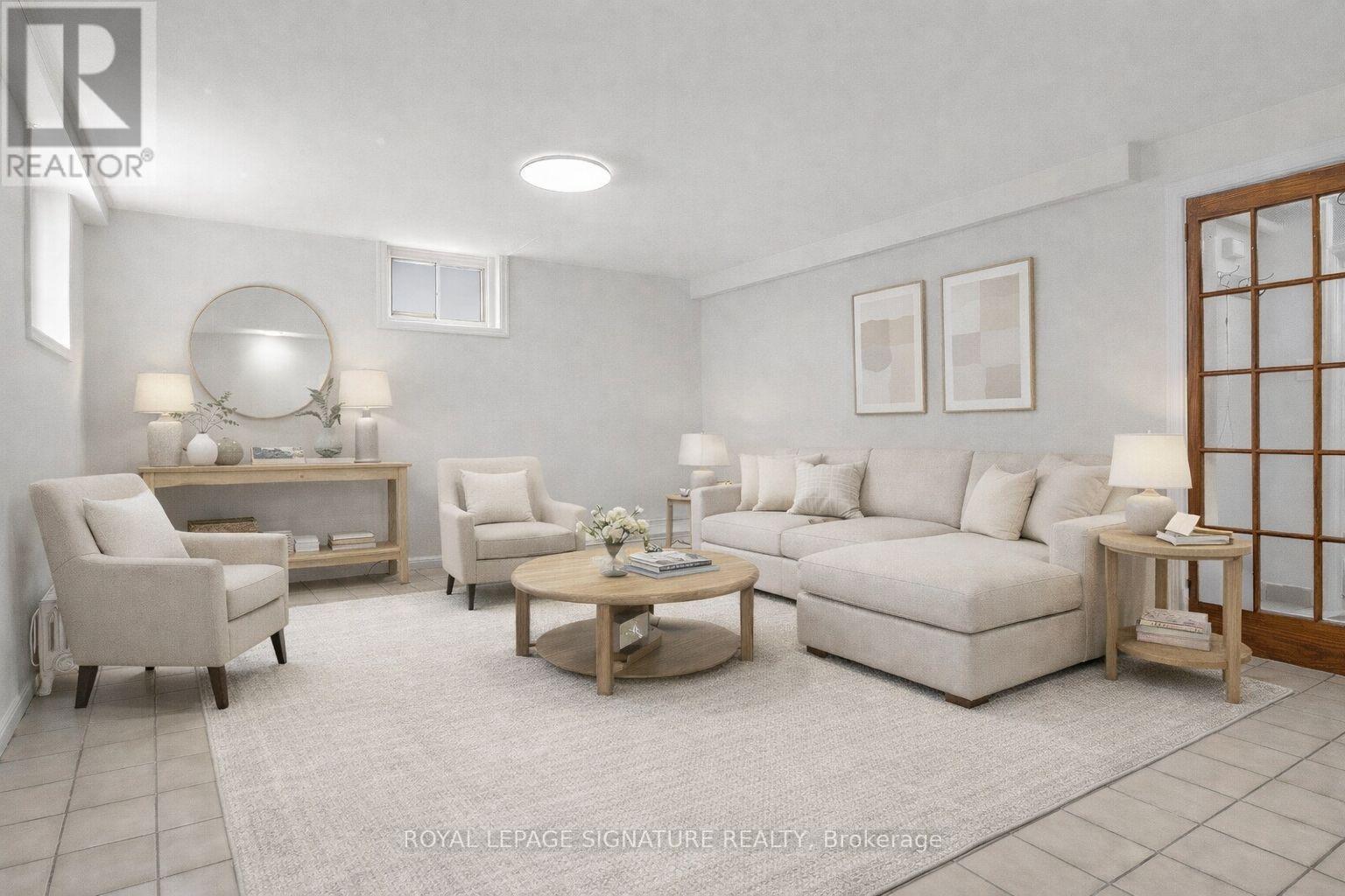 Lower - 19 Warwick Avenue, Toronto, Ontario  M6C 1T5 - Photo 4 - C12963492