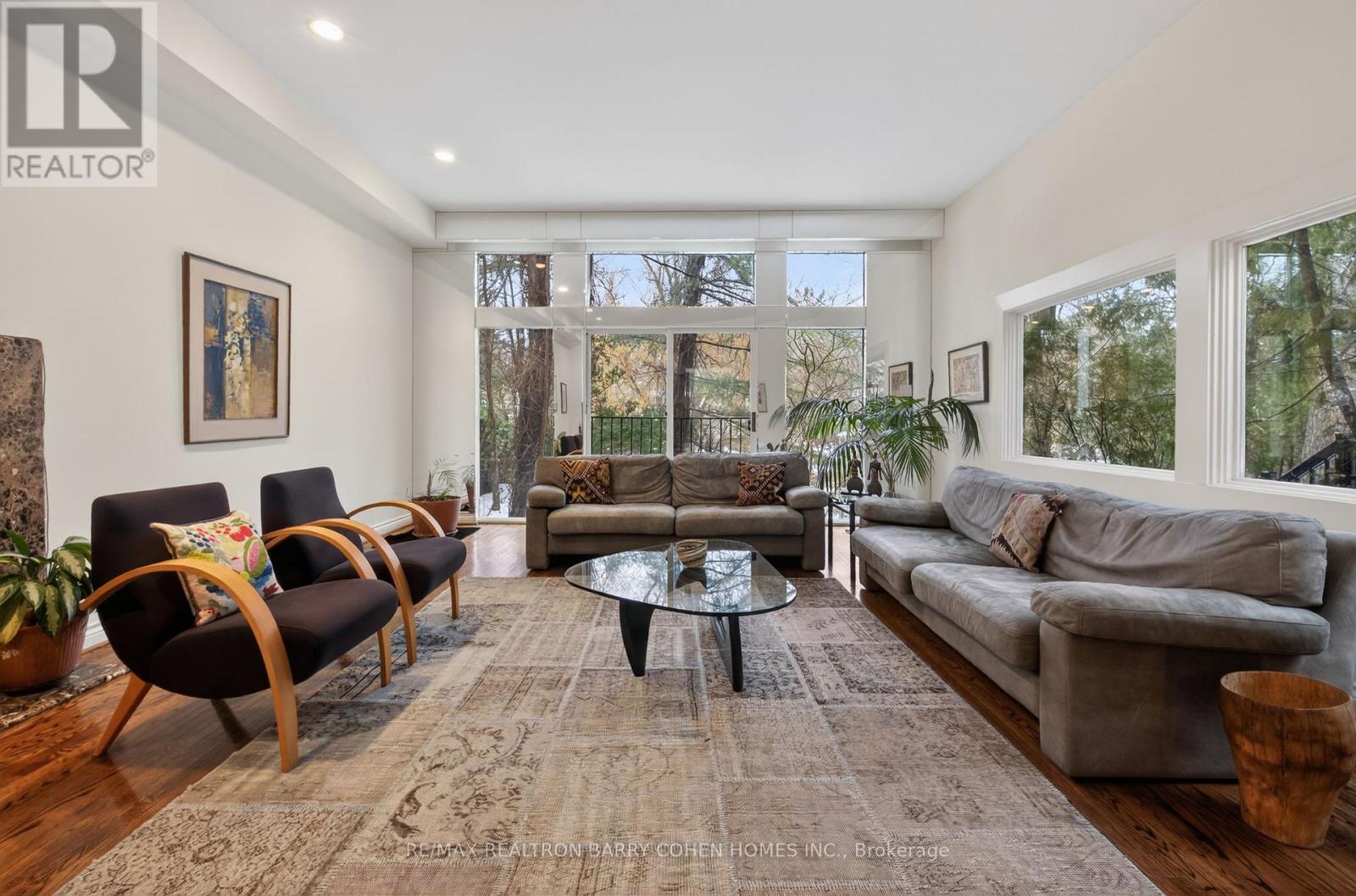 80 Donwoods Drive, Toronto, Ontario  M4N 2G5 - Photo 8 - C12963536