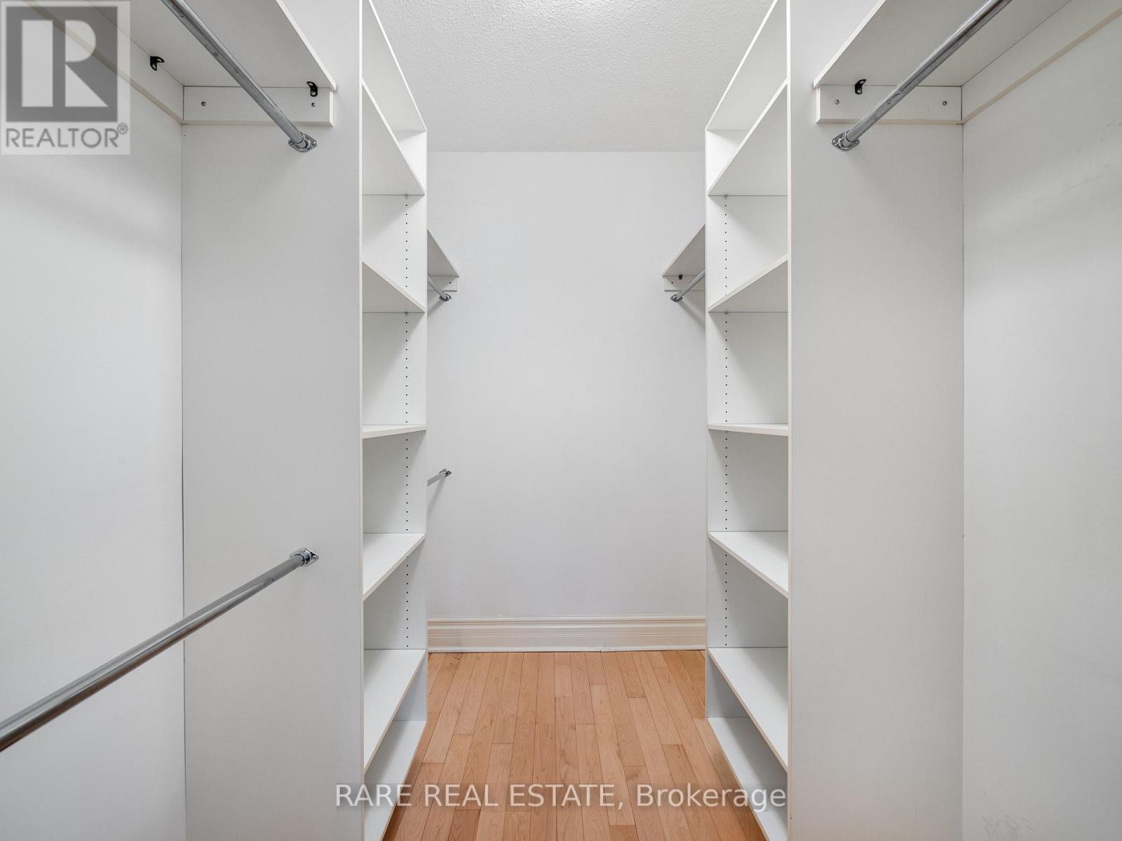 510 - 10 Old York Mills Road, Toronto, Ontario  M2P 2G9 - Photo 16 - C12963554