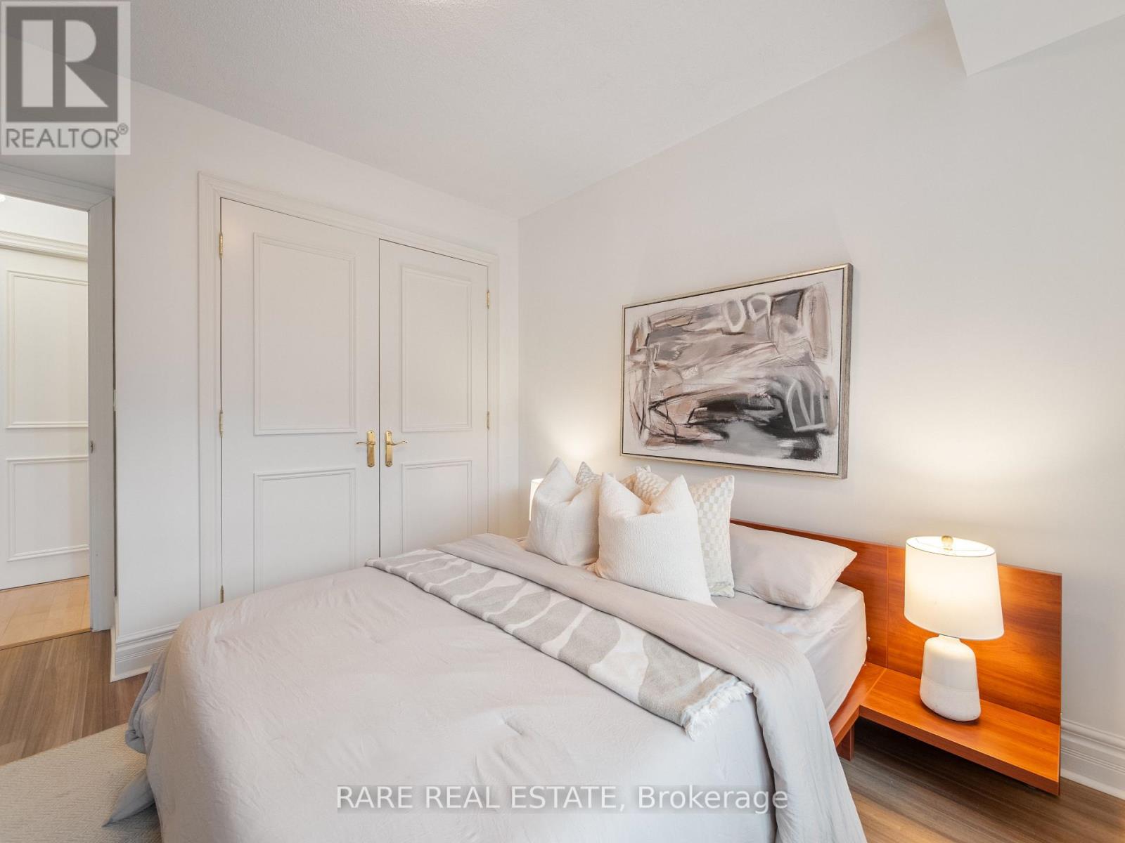 510 - 10 Old York Mills Road, Toronto, Ontario  M2P 2G9 - Photo 19 - C12963554