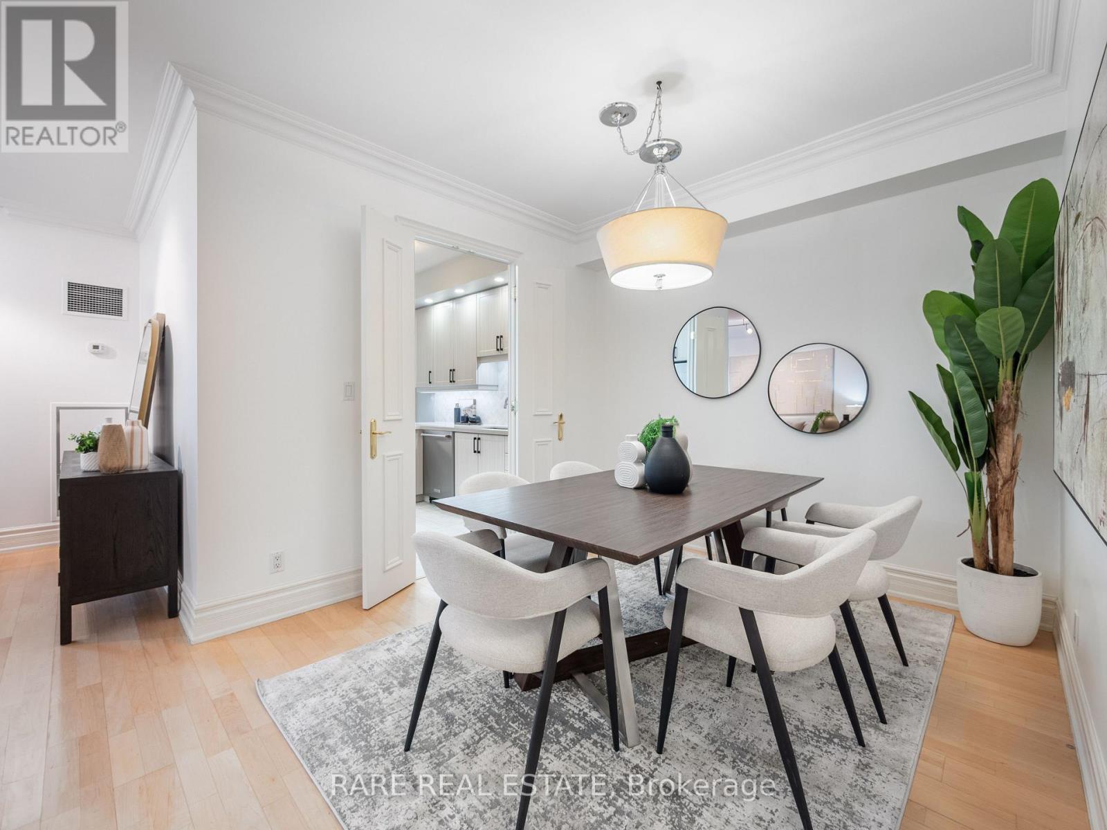 510 - 10 Old York Mills Road, Toronto, Ontario  M2P 2G9 - Photo 6 - C12963554