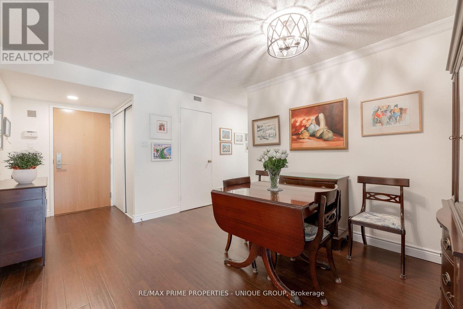 513 - 35 Church Street, Toronto, Ontario  M5E 1T3 - Photo 4 - C12963596